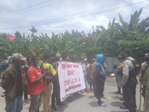 Massa Aksi Tolak Otsus Jilid II Papua Nabire, Dihadang Pihak Keamanan, Ini Alasannya.
