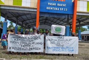 Timika Papua Darurat Air Bersih, Ratusan Rakyat Lakukan Aksi